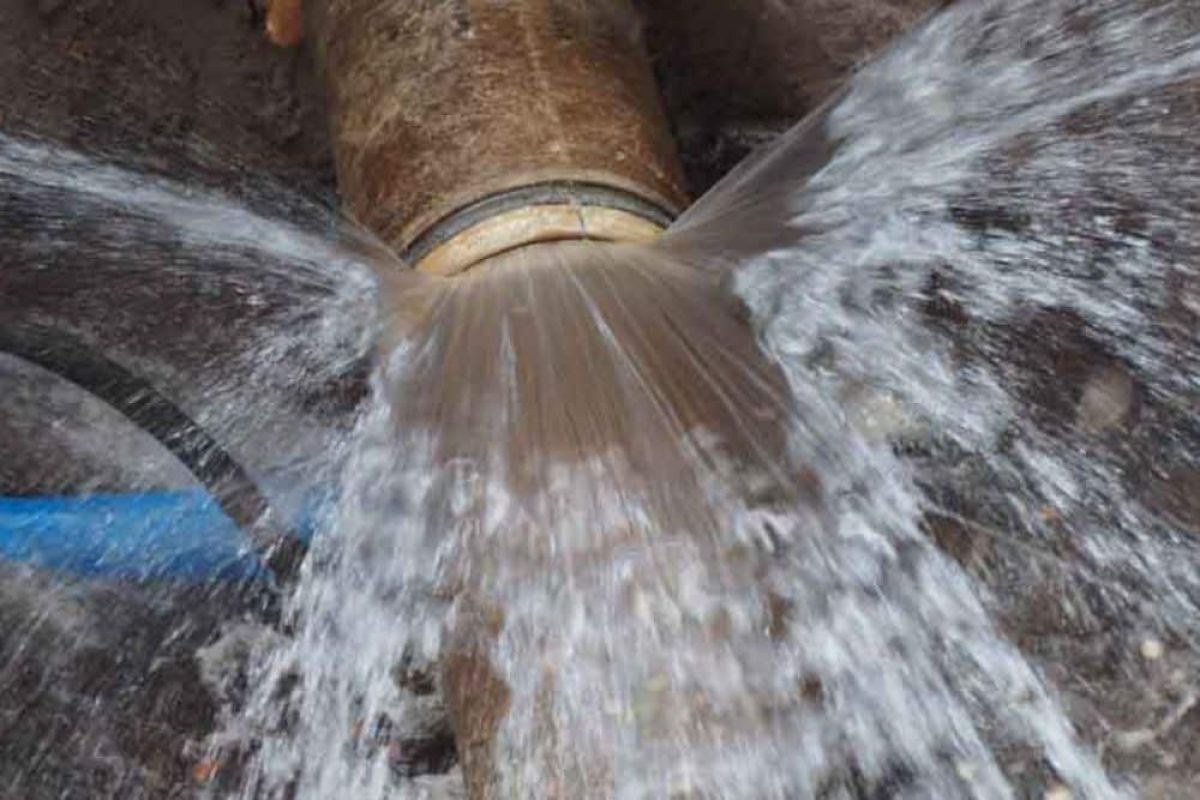 What You Need To Know About Pipe Bursting