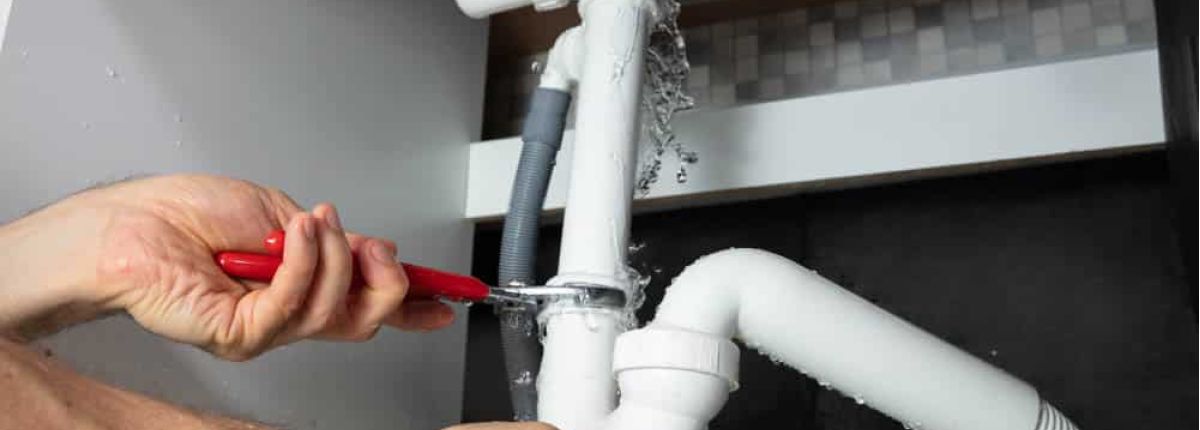 Top Signs You Need to Call a Plumber ASAP